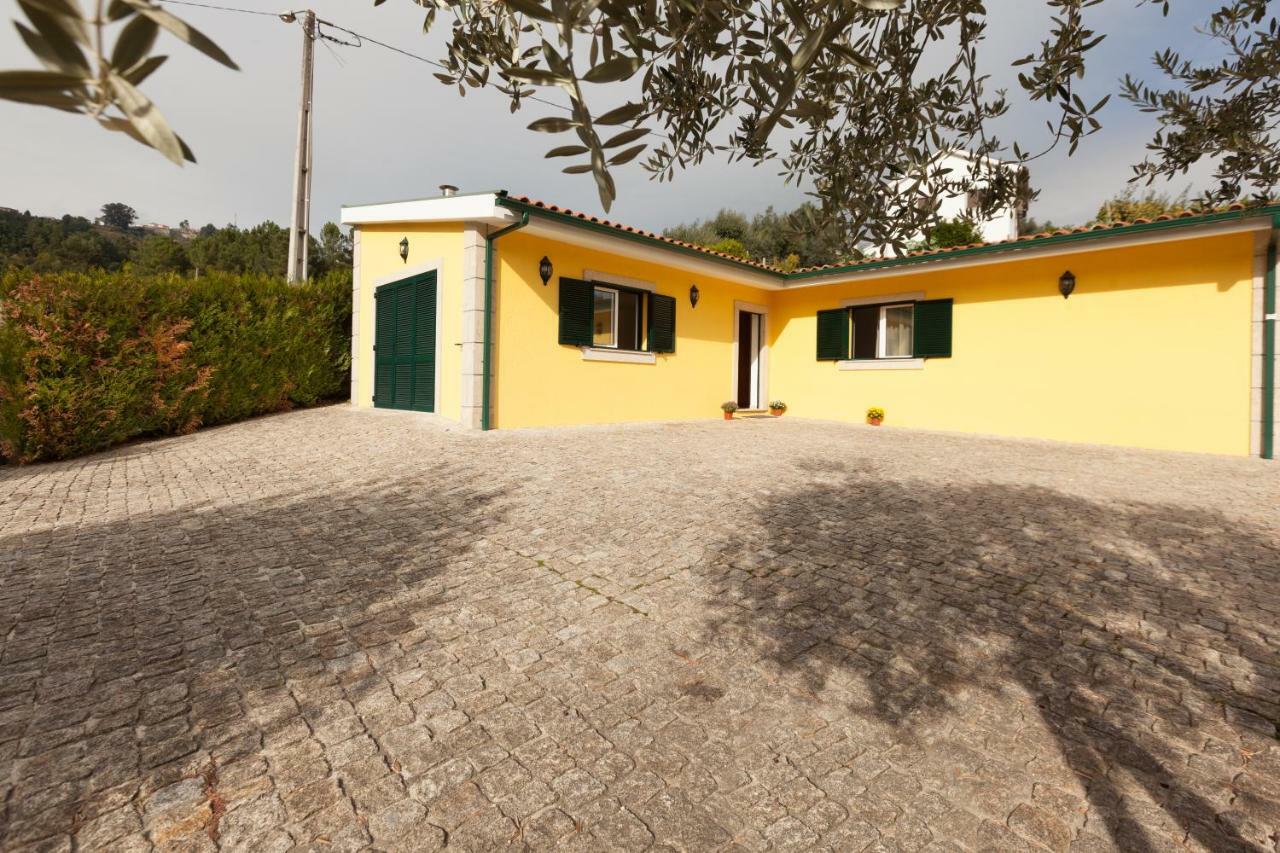 Casa Dos Limoeiros Em Ribas Celorico De Basto Exterior photo